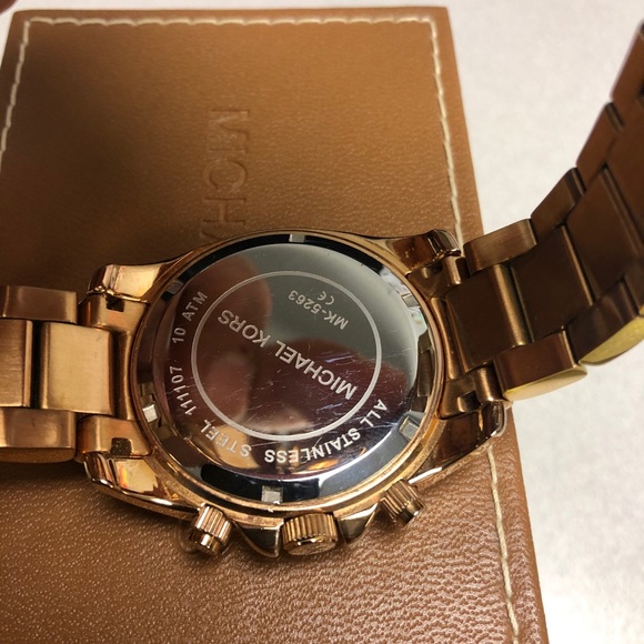 Michael kors watch - Picture 3 of 8